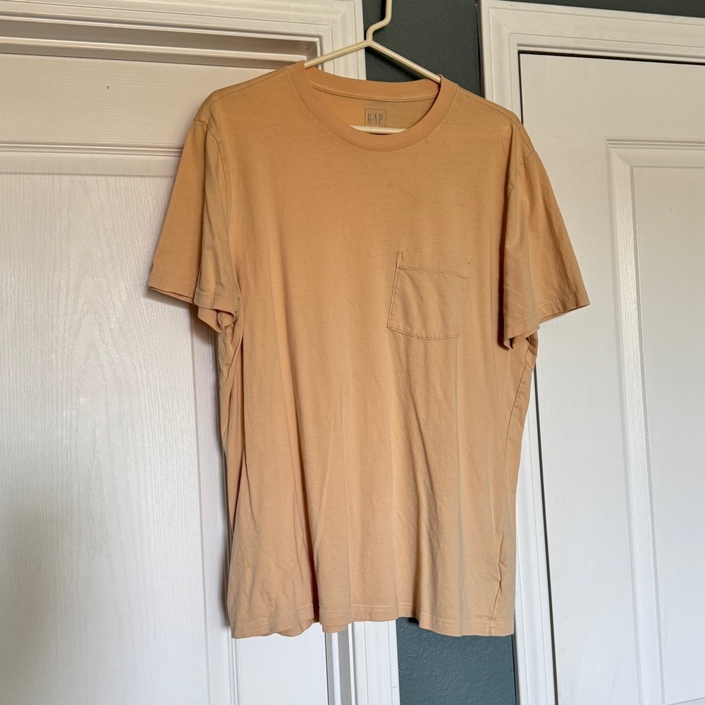 Gap Men's Tan T-Shirt Size Large
